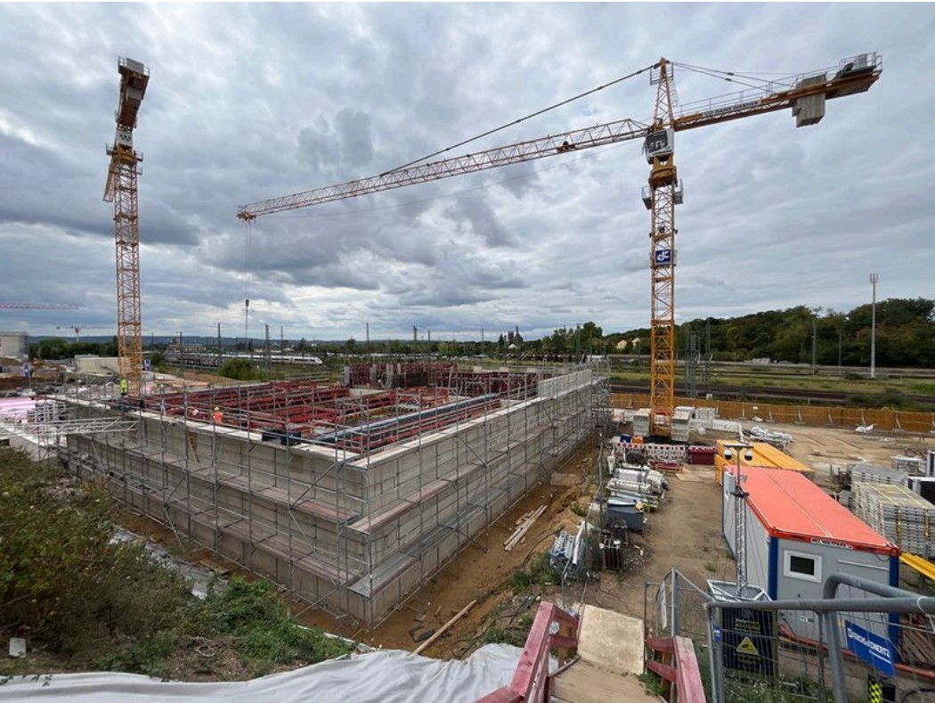 Baustelle für den Neubau der Modellfabrik Papier