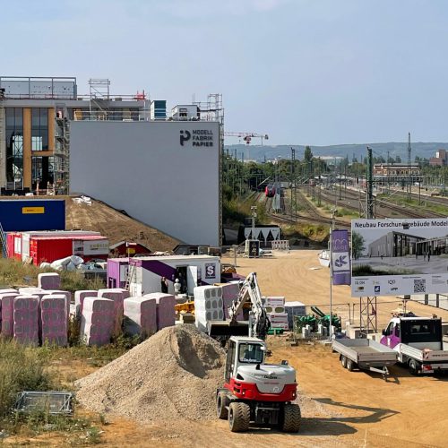 Das Forschungsgebäude der Modellfabrik Papier ist bald fertiggestellt.