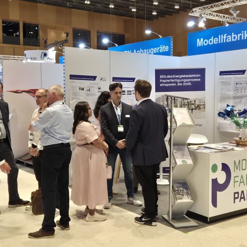 Der Messestand der Modellfabrik Papier war auch dieses Jahr gut besucht.